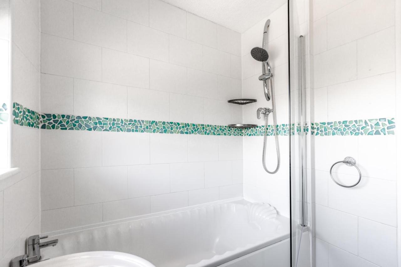 Curlew - 3 Bedrooms Wi-Fi, Parking, Contractors Thornton  Ngoại thất bức ảnh