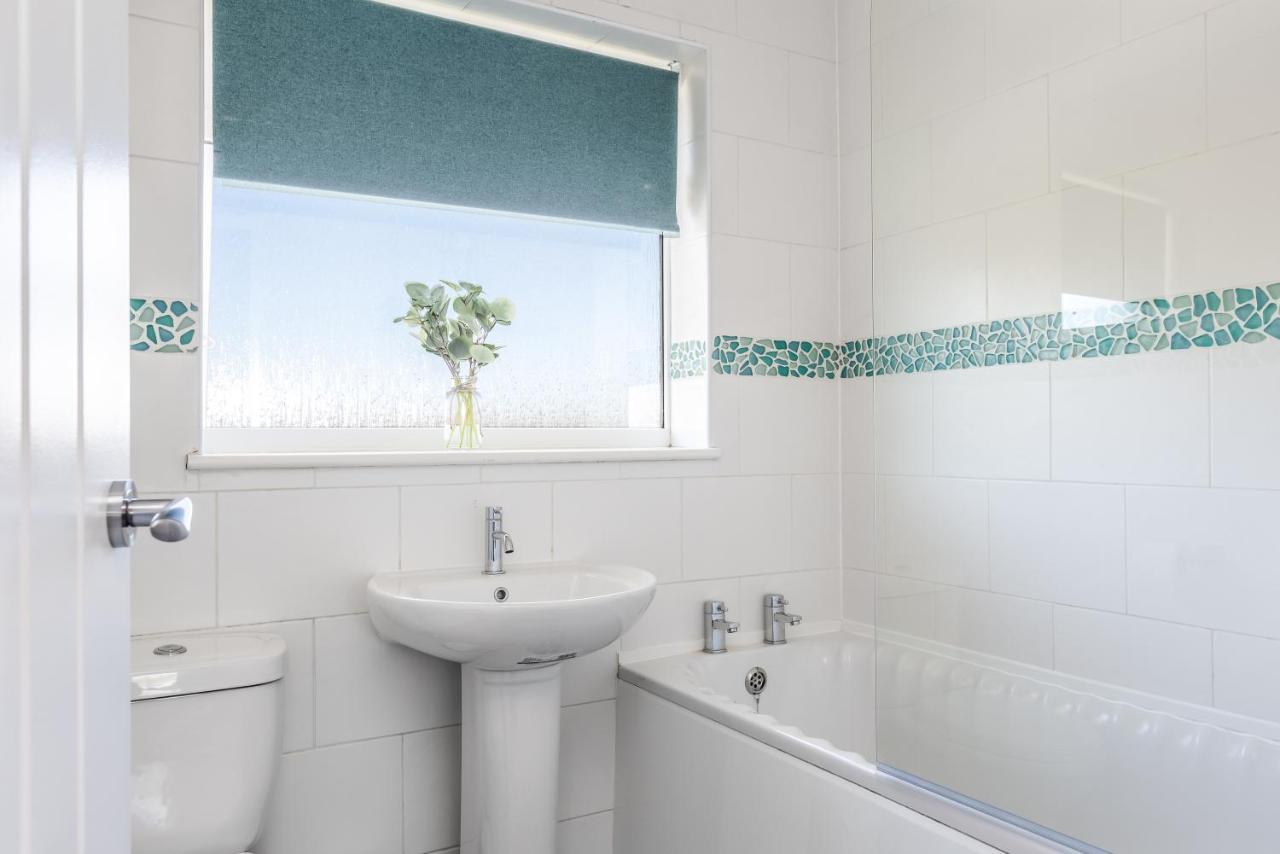 Curlew - 3 Bedrooms Wi-Fi, Parking, Contractors Thornton  Ngoại thất bức ảnh